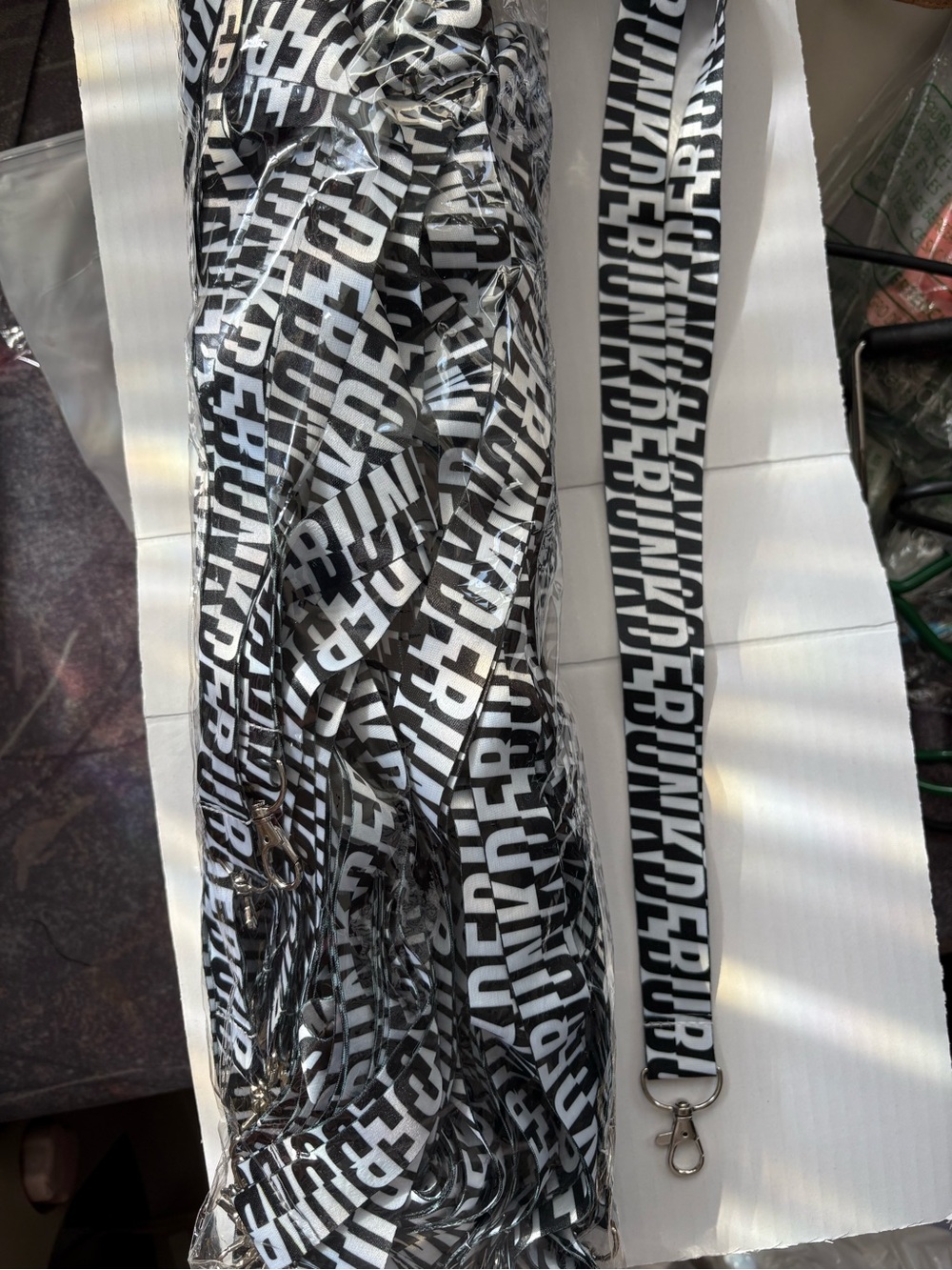 50 pieces lanyard for 15